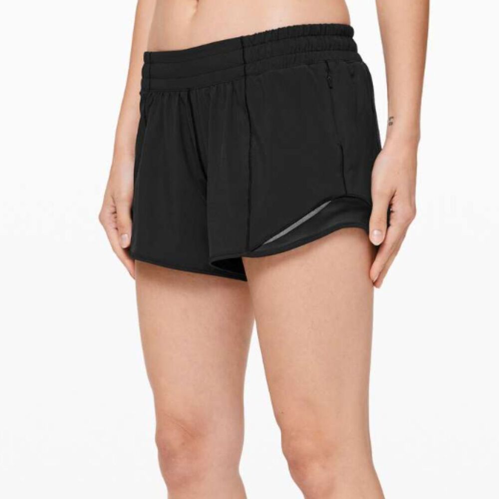 Women Lululemon Hotty Hot Short II *Long 4" Low Rise Black Size 8 Running